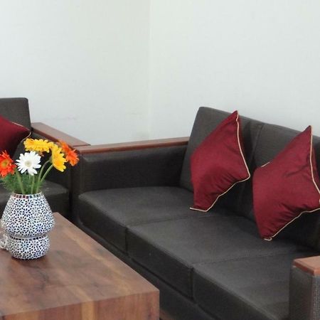 Arna Hotel Devanahalli Exteriör bild