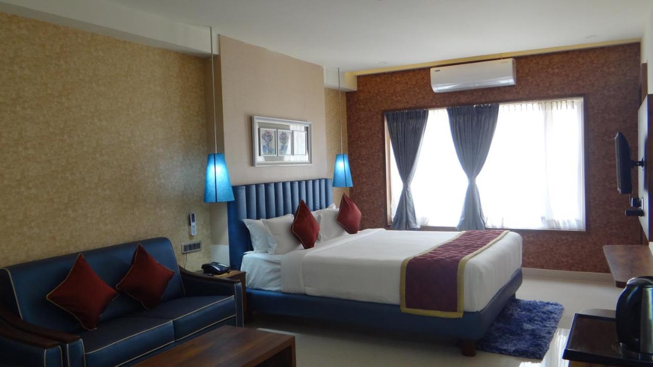 Arna Hotel Devanahalli Exteriör bild