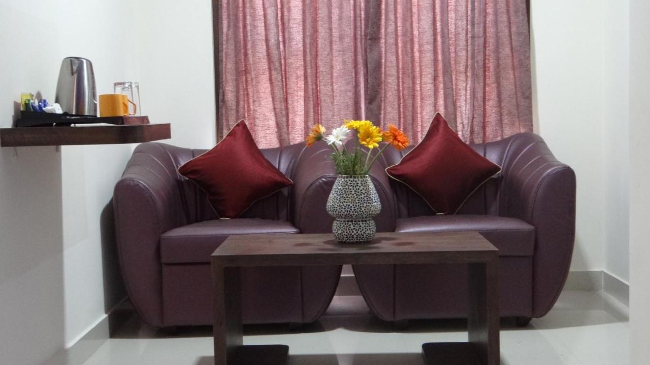 Arna Hotel Devanahalli Exteriör bild